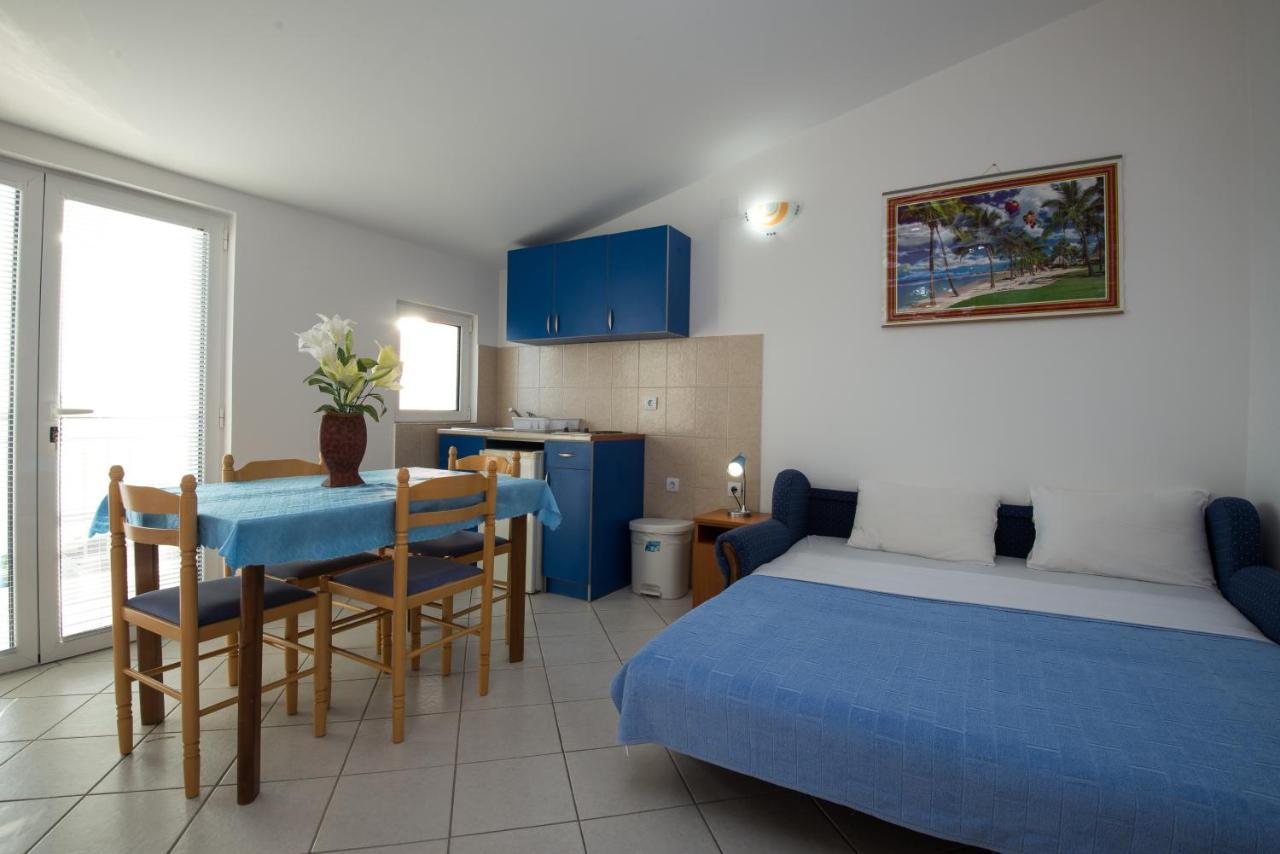 Apartments Dragisic Светі-Стефан Номер фото