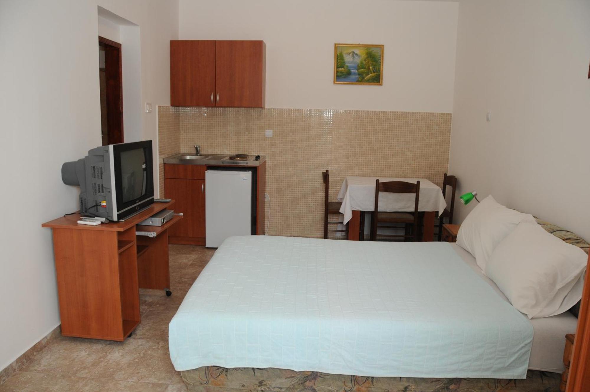 Apartments Dragisic Светі-Стефан Номер фото