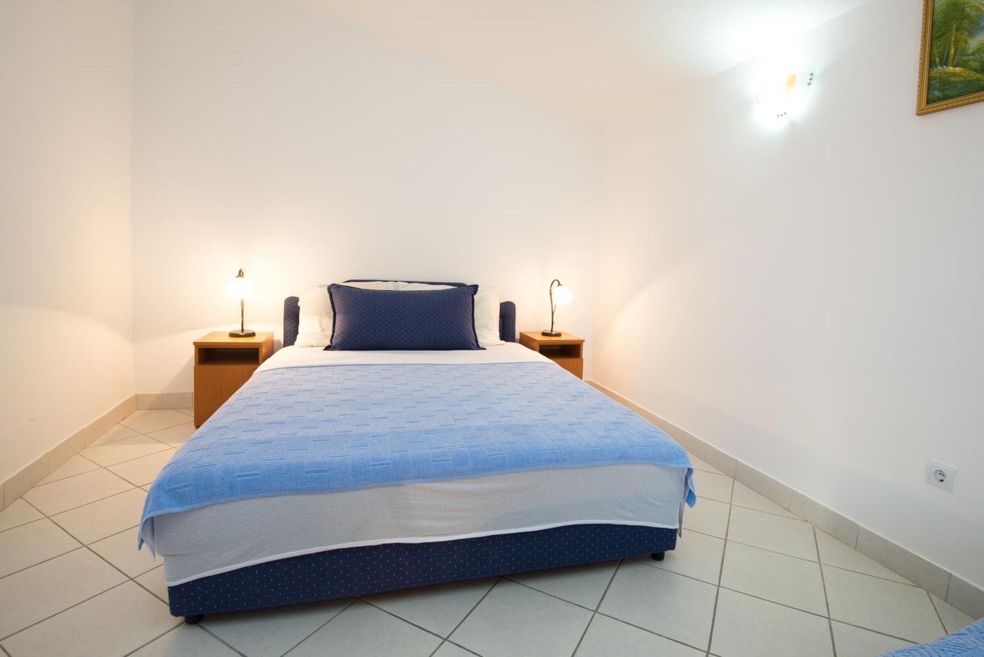 Apartments Dragisic Светі-Стефан Номер фото